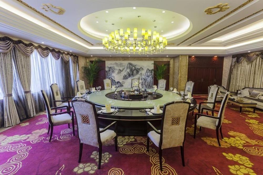 Chengdu Taicheng Hotel Exterior photo